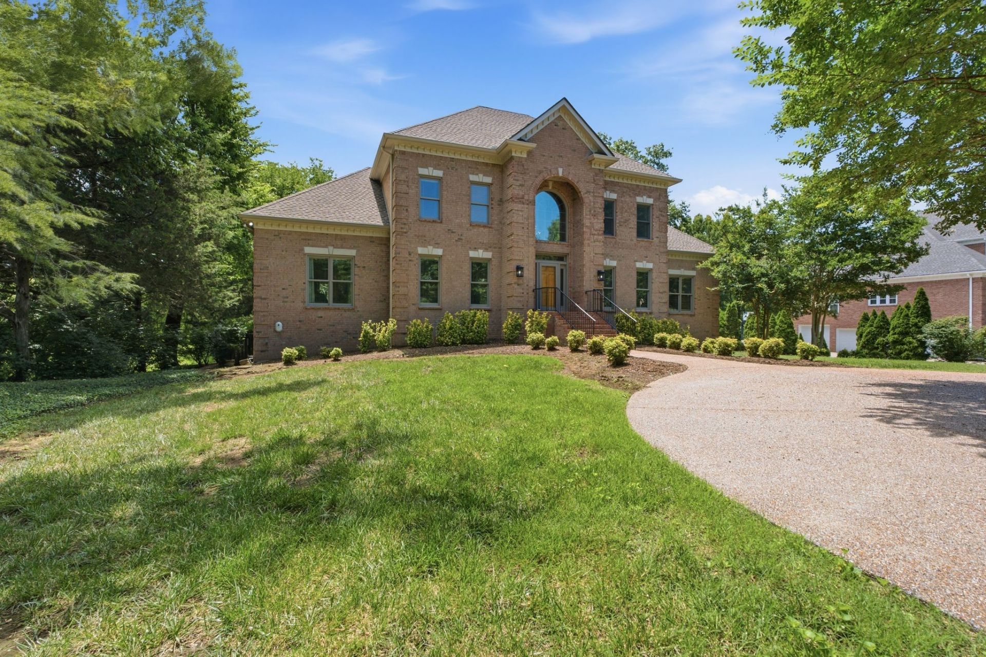 717 Jones Pkwy, Brentwood, TN 37027 Main Photo