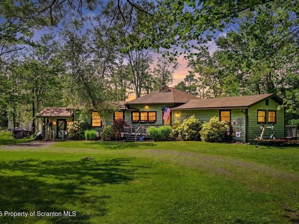43 Big Bass Drive, Gouldsboro, PA 18424