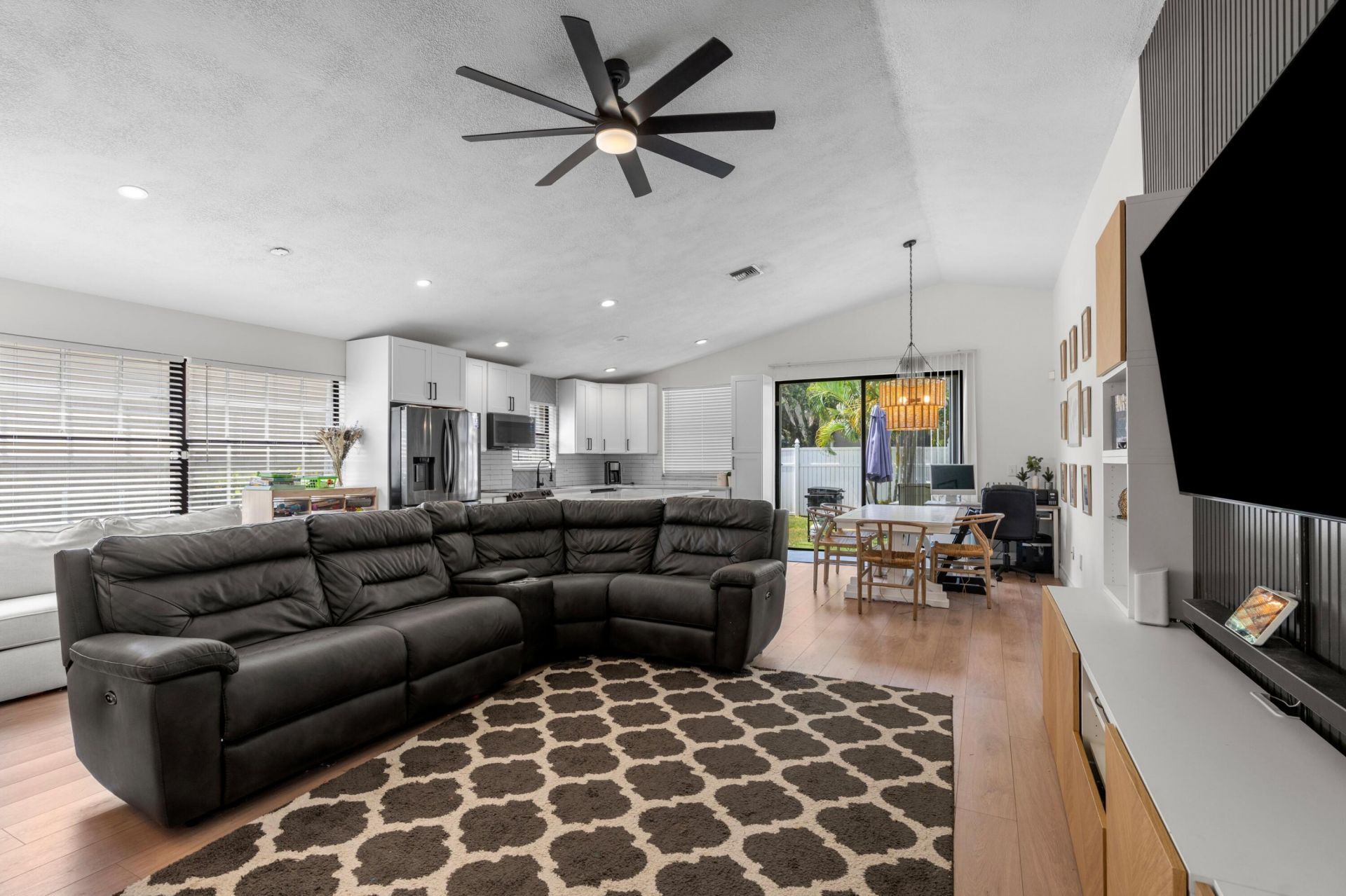6550 Columbia Avenue, Lake Worth, FL 33467 Photo