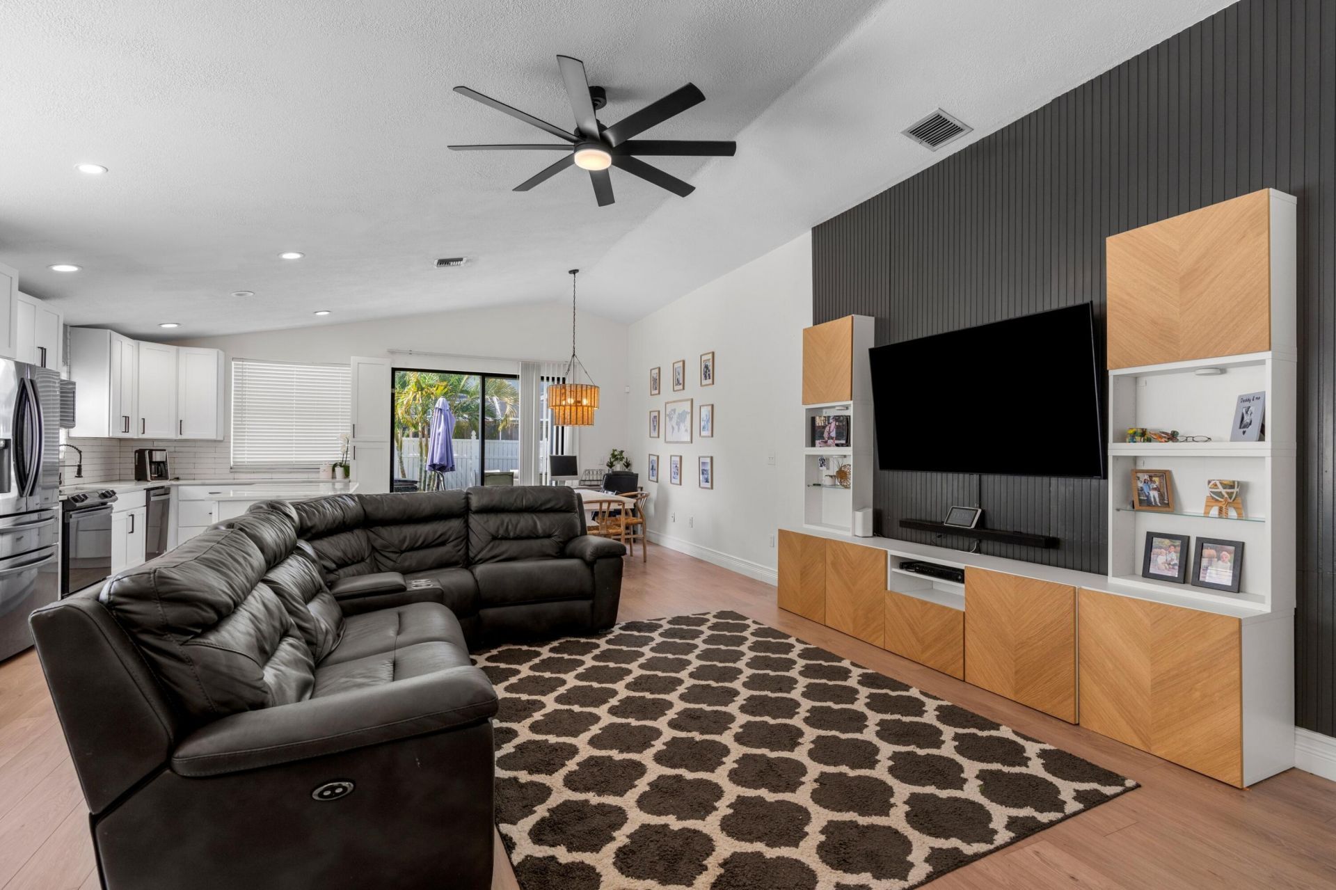 6550 Columbia Avenue, Lake Worth, FL 33467 Photo