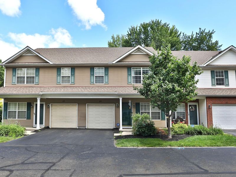 643 Grove Circle, Unit 2702, Columbus, OH 43230 Photo 1