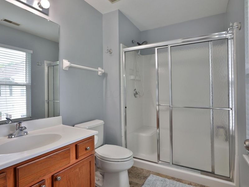 643 Grove Circle, Unit 2702, Columbus, OH 43230 Photo 18