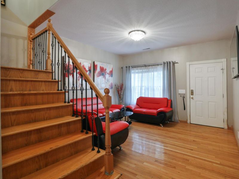 643 Grove Circle, Unit 2702, Columbus, OH 43230 Photo 4