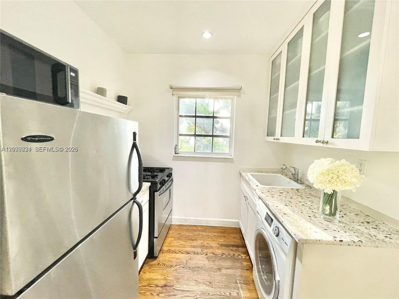 439 15th St, Unit 18, Miami Beach, FL 33139 Photo