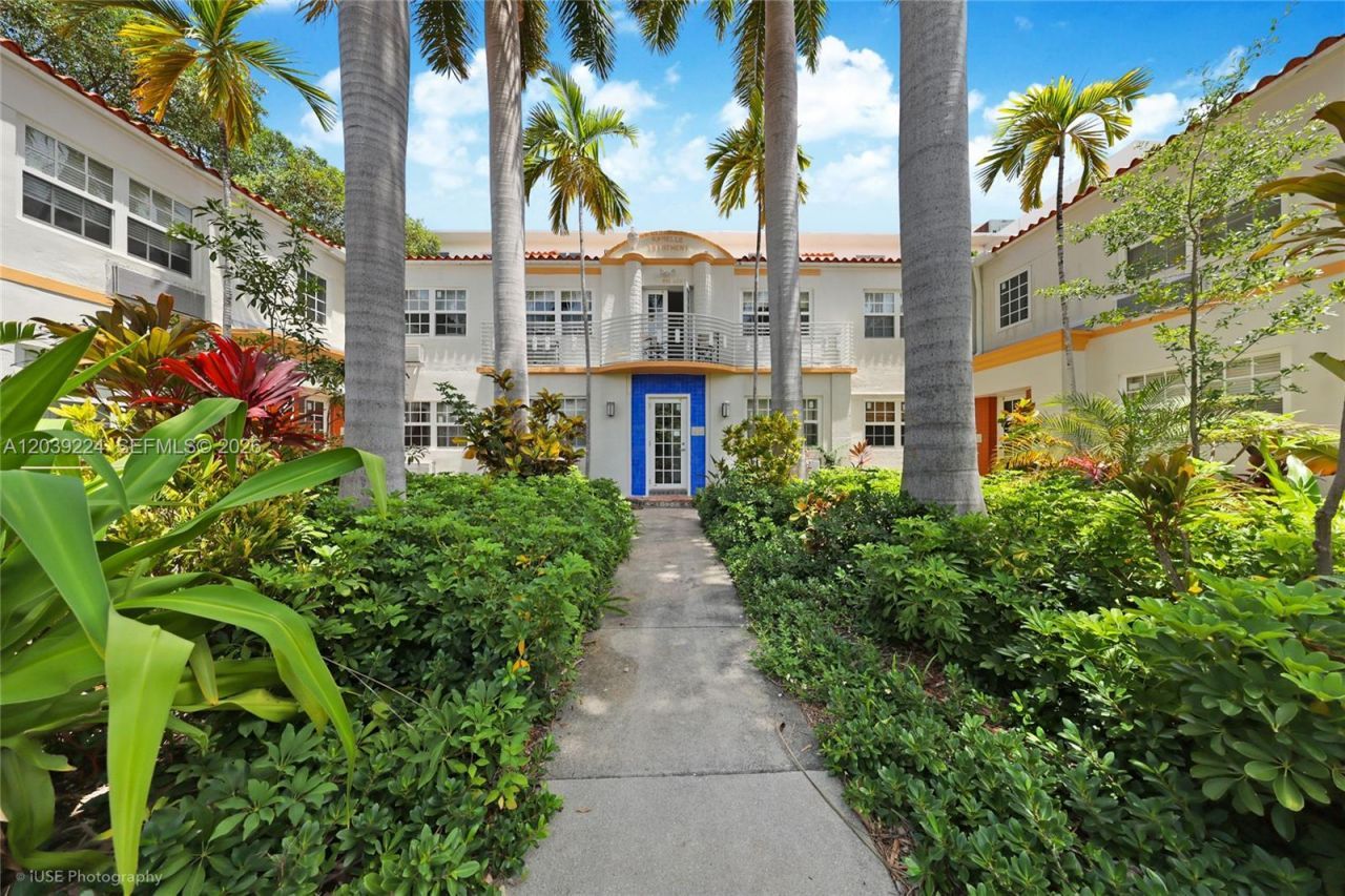 439 15th St, Unit 18, Miami Beach, FL 33139 Photo