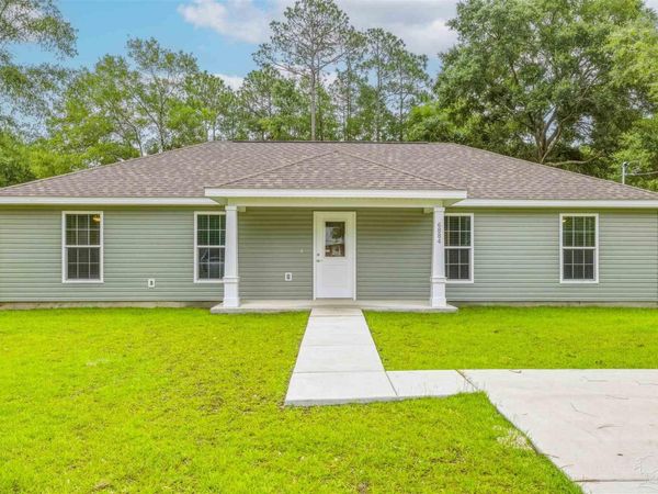 6884 Fast Gun Ln, Milton, FL 32570