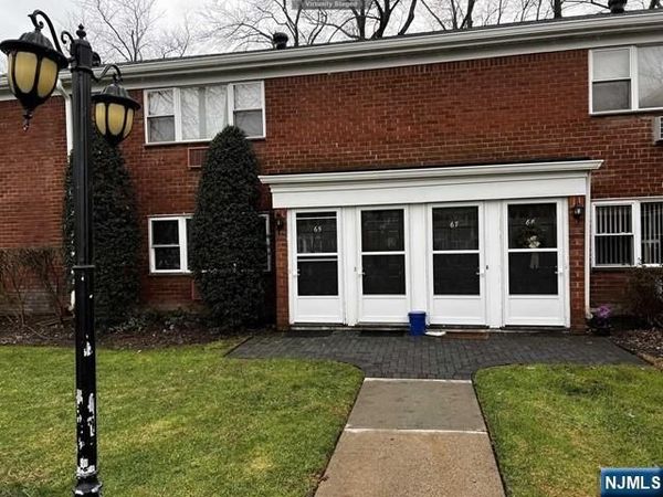 65 Regency Park 65, RAMSEY, NJ 07446