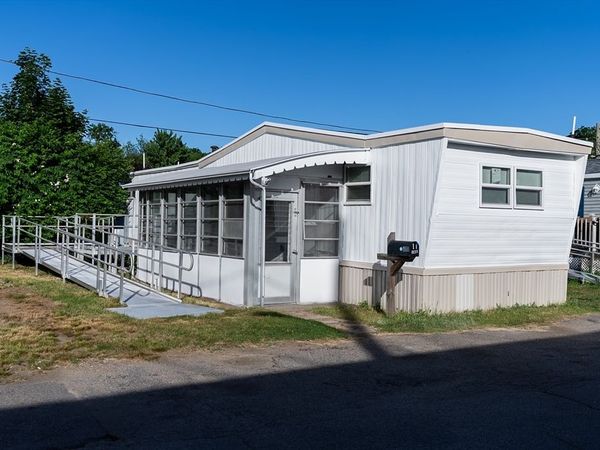 130 East Washington, Unit 11, North Attleboro, MA 02760