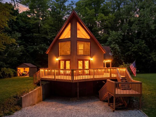 11099 Bushy Road, Metamora, IN 47030