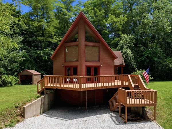 11099 Bushy Road, Metamora, IN 47030