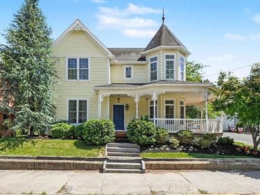 304 E MAIN STREET, ANNVILLE, PA 17003