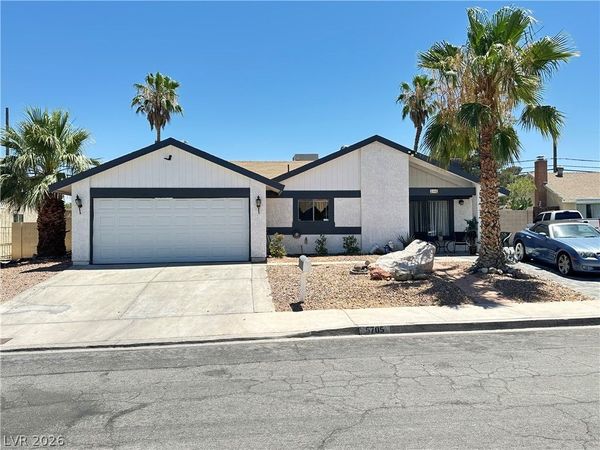 5705 Cannon Boulevard , Las Vegas, NV 89108