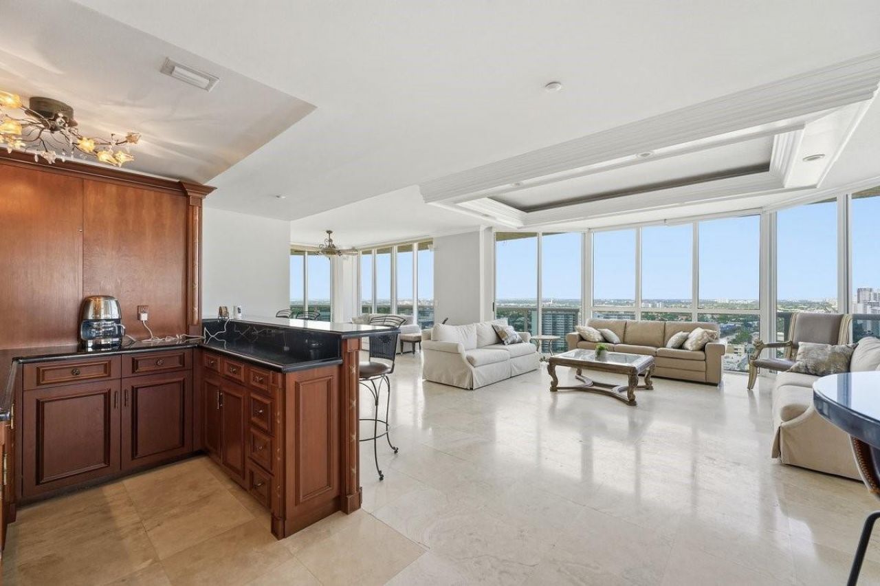 3100 N Ocean Boulevard, Unit 2201, Fort Lauderdale, FL 33308 Photo