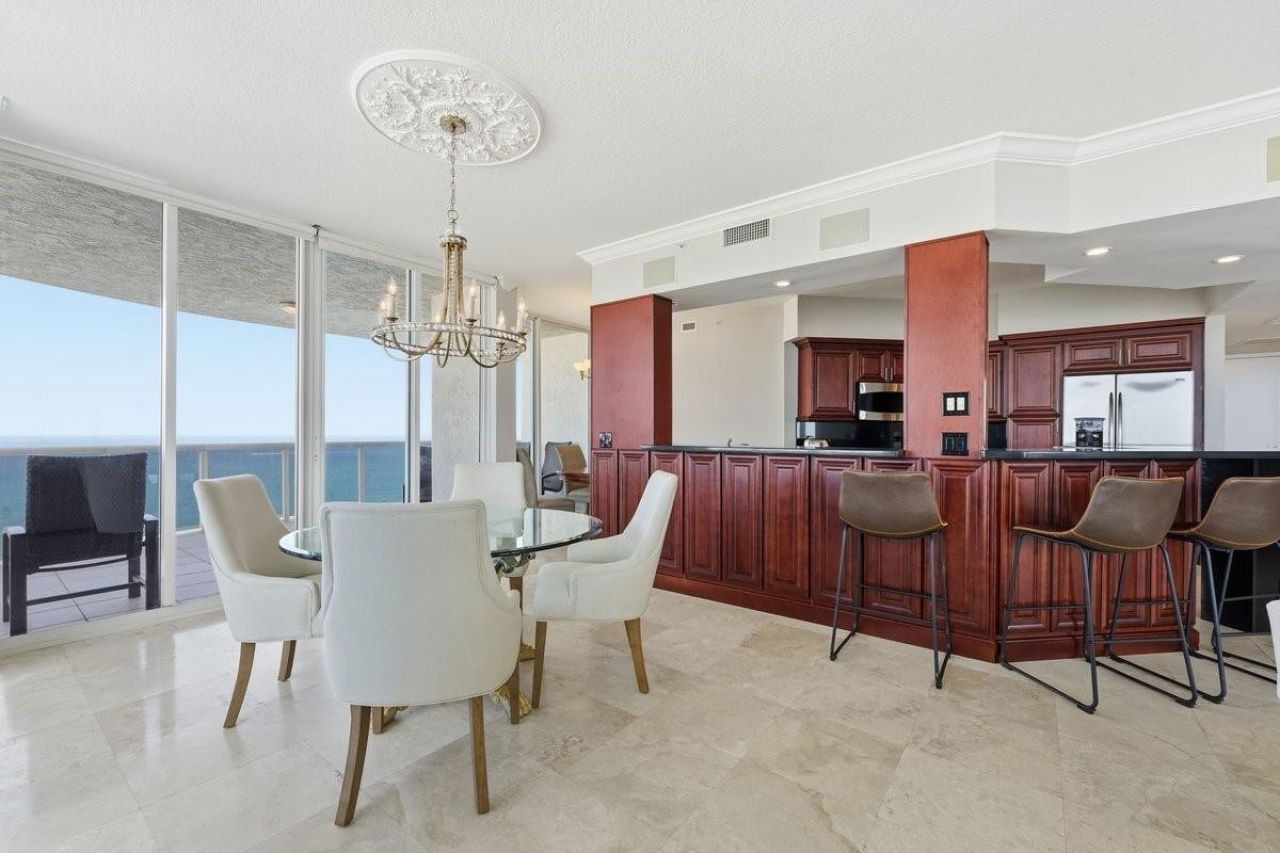 3100 N Ocean Boulevard, Unit 2201, Fort Lauderdale, FL 33308 Photo