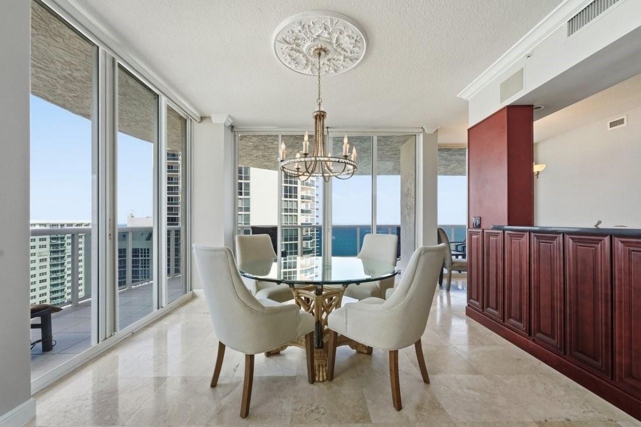 3100 N Ocean Boulevard, Unit 2201, Fort Lauderdale, FL 33308 Photo