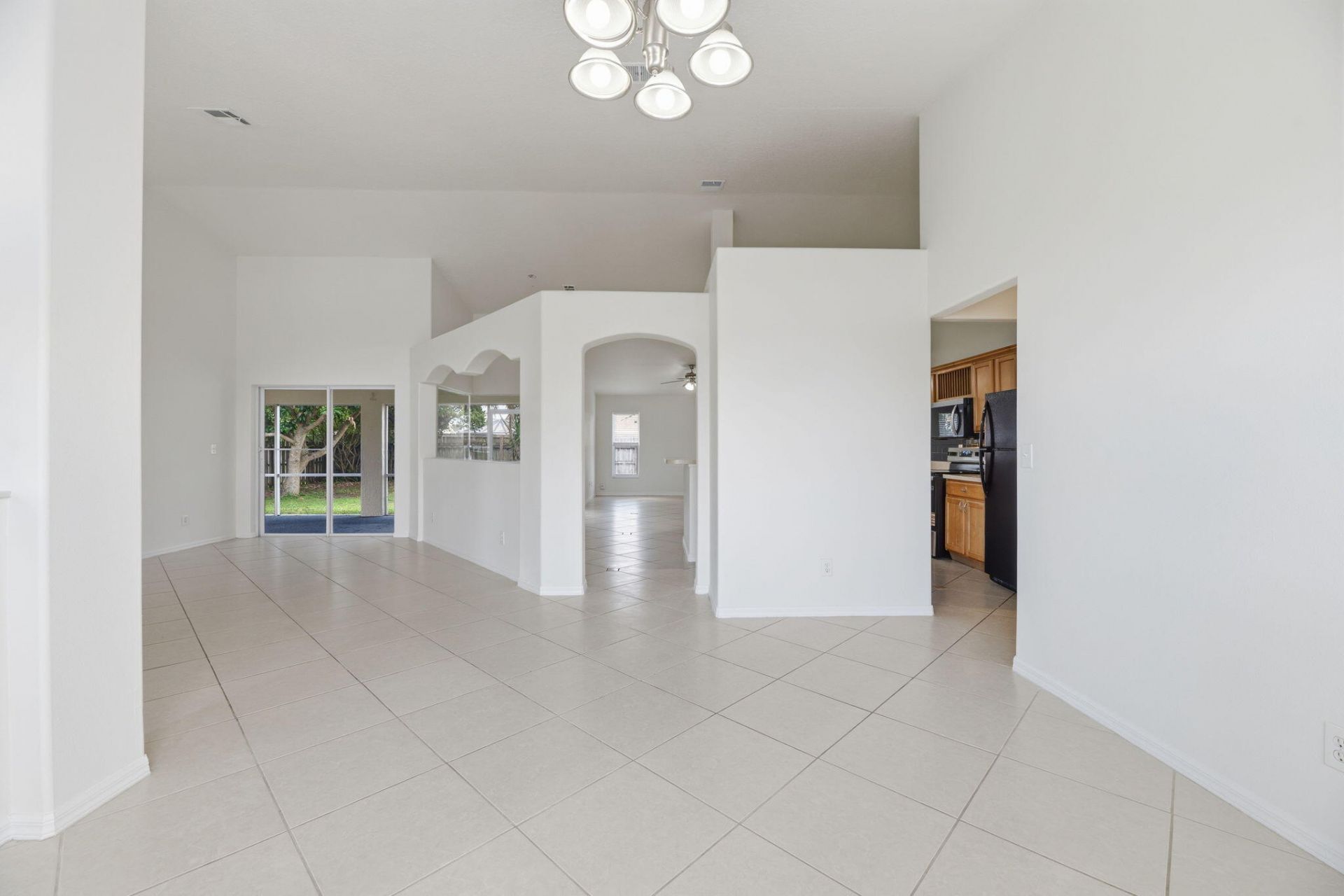 1118 SW Del Rio Boulevard, Port Saint Lucie, FL 34953 Photo