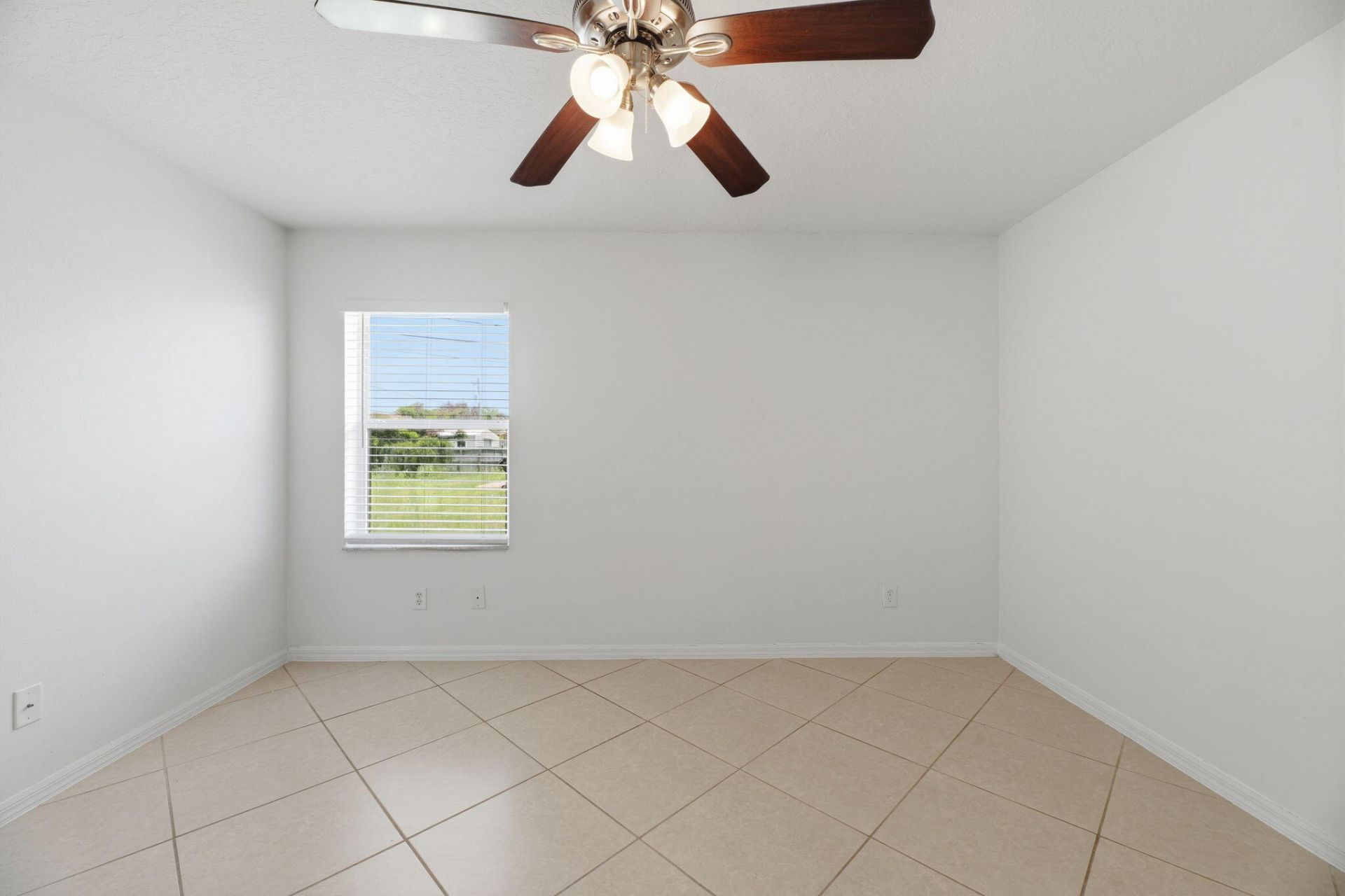 1118 SW Del Rio Boulevard, Port Saint Lucie, FL 34953 Photo