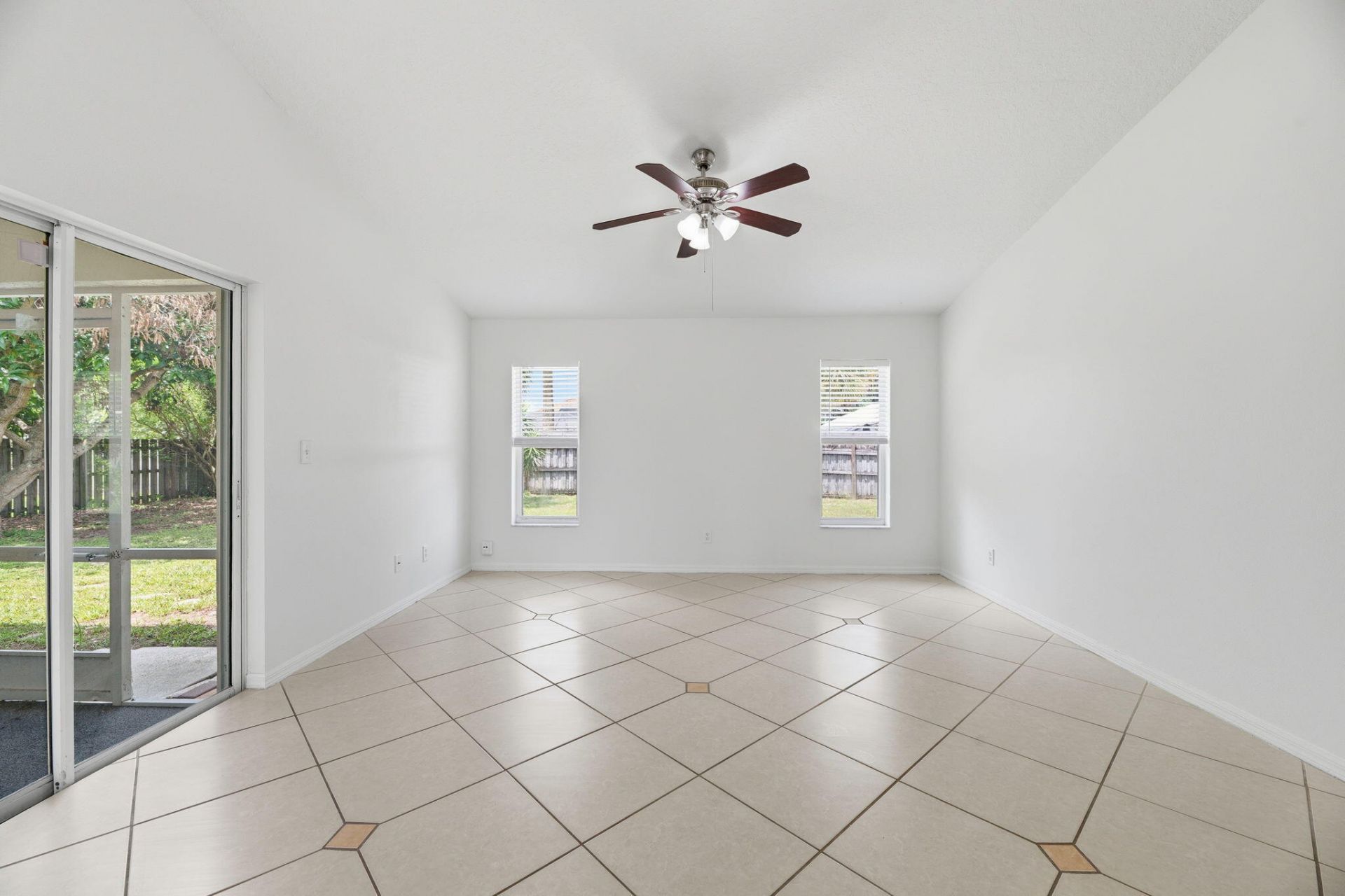1118 SW Del Rio Boulevard, Port Saint Lucie, FL 34953 Photo