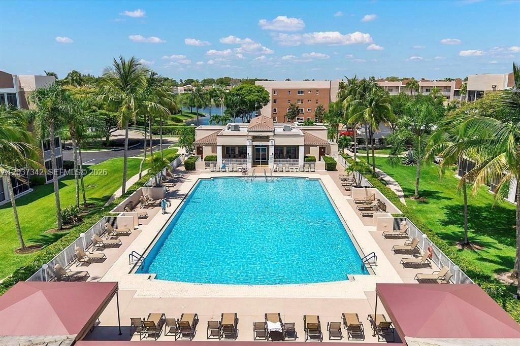 7478 Granville Dr, Unit 406, Tamarac, FL 33321 Photo