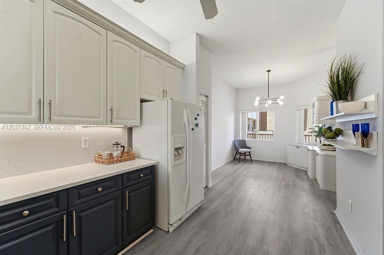 7478 Granville Dr, Unit 406, Tamarac, FL 33321 Photo