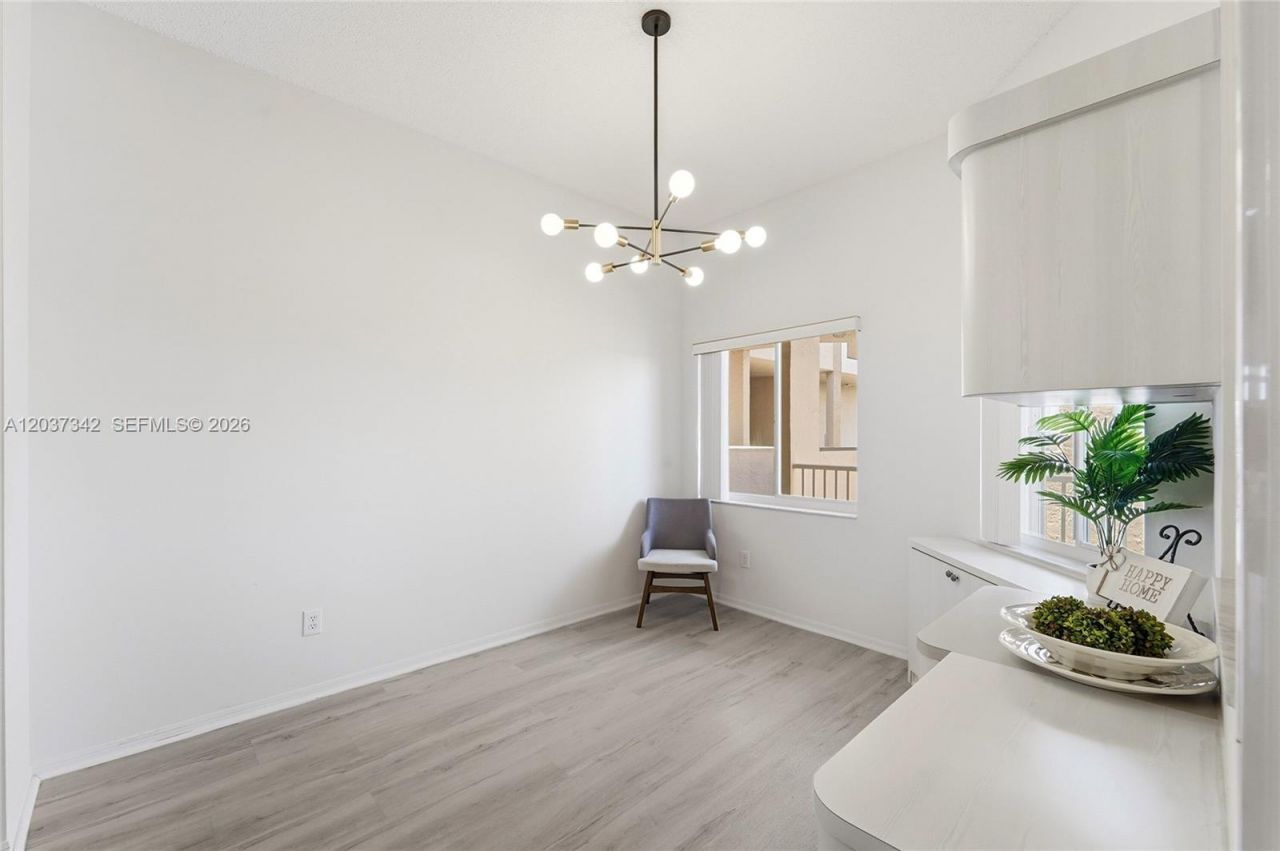 7478 Granville Dr, Unit 406, Tamarac, FL 33321 Photo