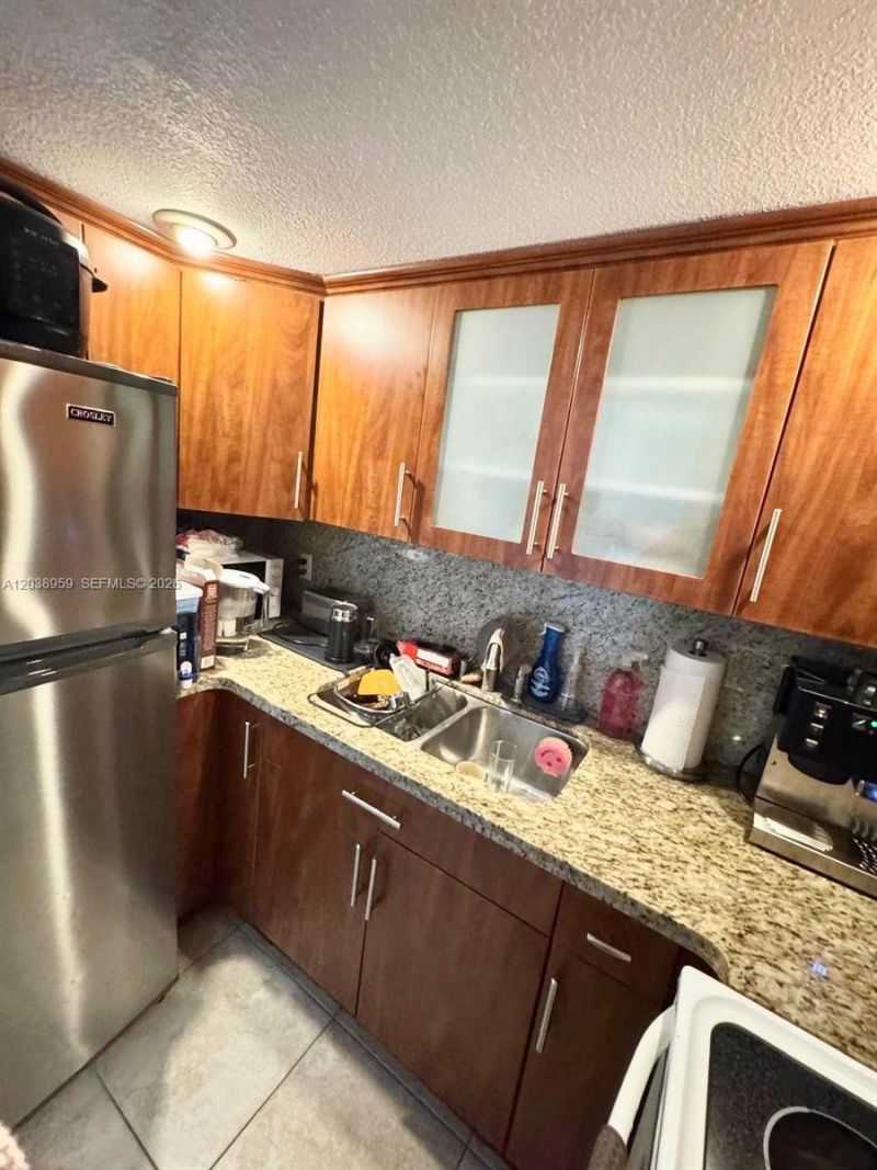 1100 Alton Rd , Unit 5D, Miami Beach, FL 33139 Photo