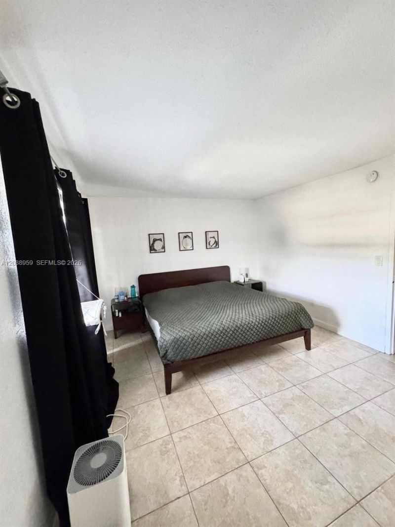 1100 Alton Rd , Unit 5D, Miami Beach, FL 33139 Photo