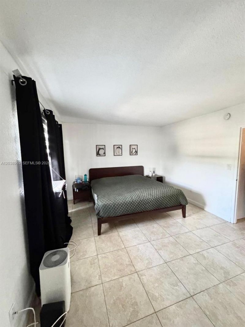 1100 Alton Rd , Unit 5D, Miami Beach, FL 33139 Photo