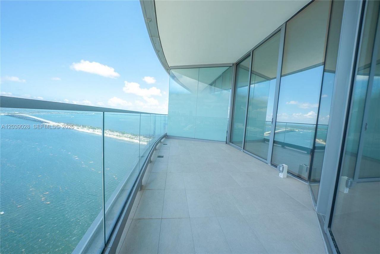 175 SE 25th Rd , Unit 2704, Miami, FL 33129 Photo