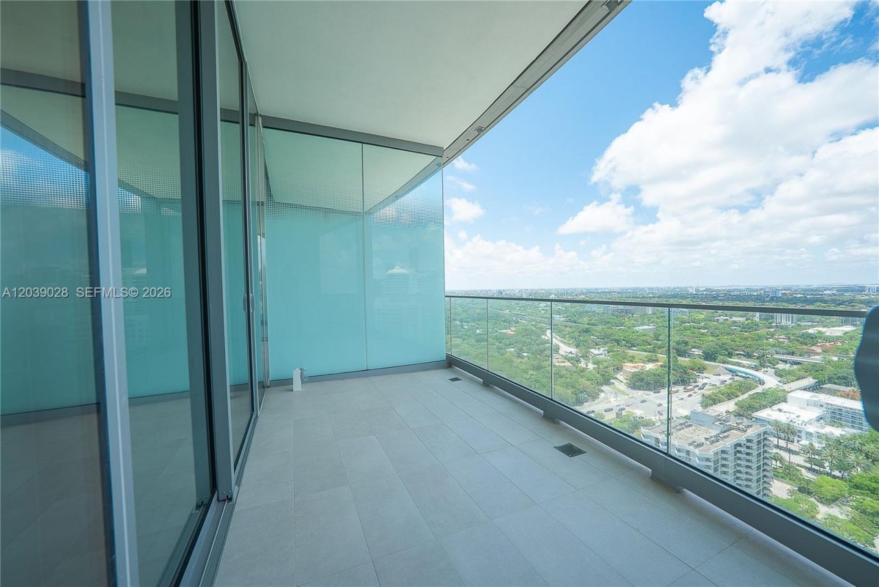 175 SE 25th Rd , Unit 2704, Miami, FL 33129 Photo
