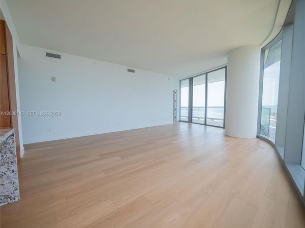 175 SE 25th Rd , Unit 702, Miami, FL 33129