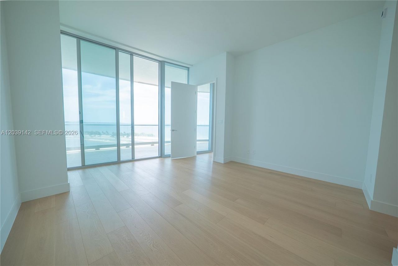 175 SE 25th Rd , Unit 702, Miami, FL 33129 Photo