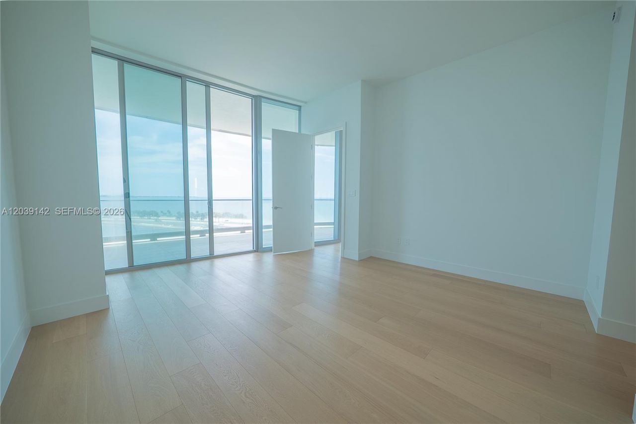 175 SE 25th Rd , Unit 702, Miami, FL 33129 Photo
