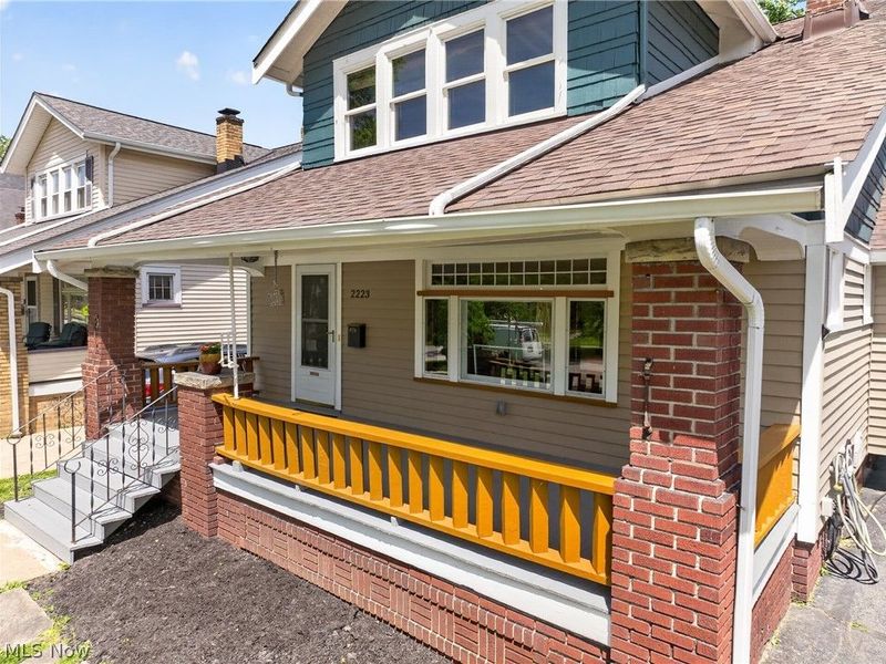2223 Carabel Avenue , Lakewood, OH 44107 Photo 2