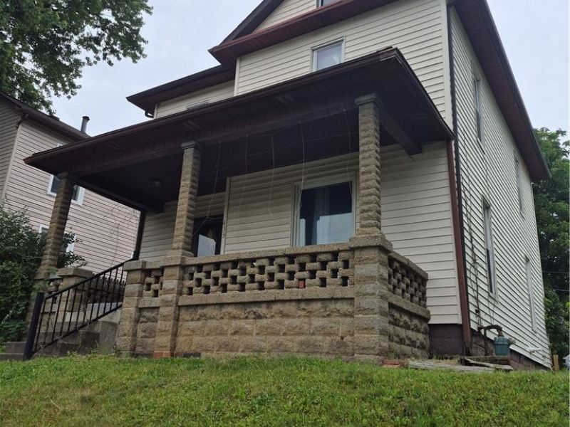 433 Woodlawn, Cambridge, OH 43725 Photo 2