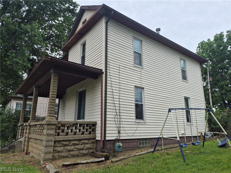 433 Woodlawn, Cambridge, OH 43725 Photo 3