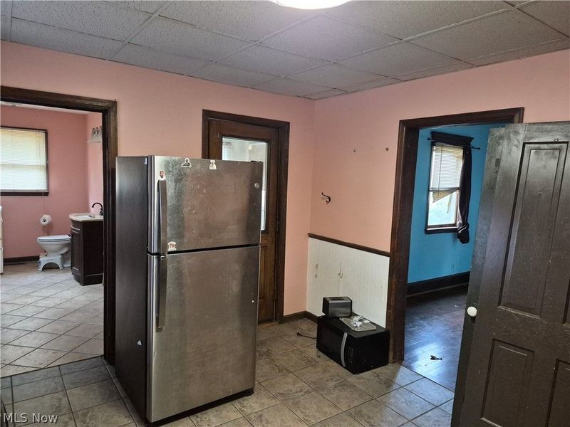 433 Woodlawn, Cambridge, OH 43725 Photo 6