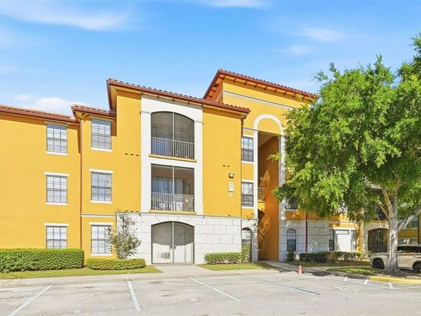 6169 METROWEST BOULEVARD , Unit 305, ORLANDO, FL 32835