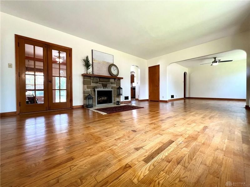 1303 Croydon Road, Troy, OH 45373 Photo 3