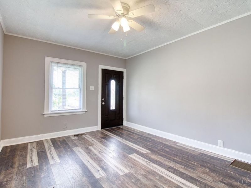 153 Waits Avenue, Cincinnati, OH 45230 Photo 4