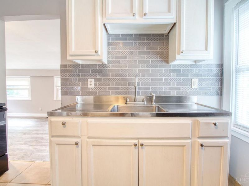 153 Waits Avenue, Cincinnati, OH 45230 Photo 9