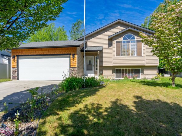 2347 N Bunchgrass DR , Post Falls, ID 83854