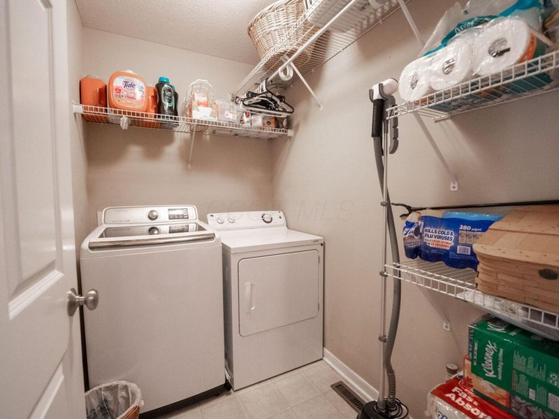 8877 Woodside Street, Canal Winchester, OH 43110 Photo 20