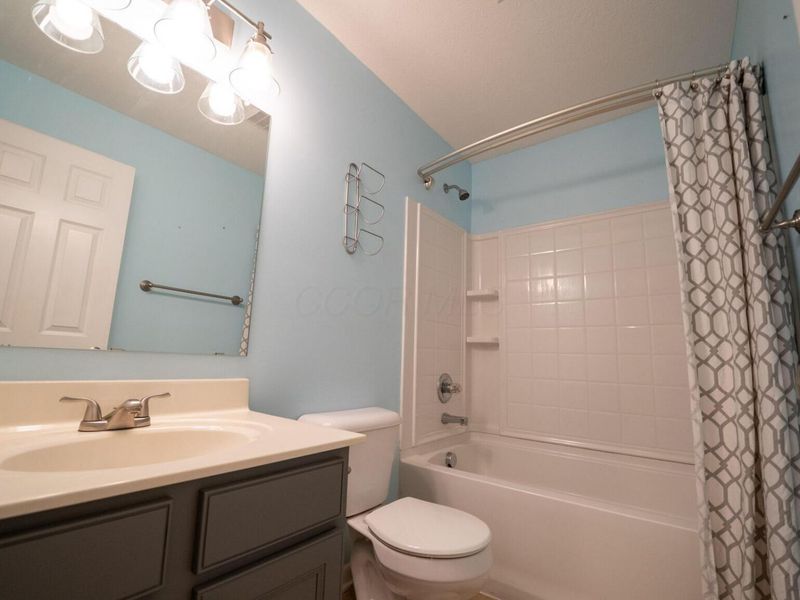 8877 Woodside Street, Canal Winchester, OH 43110 Photo 23