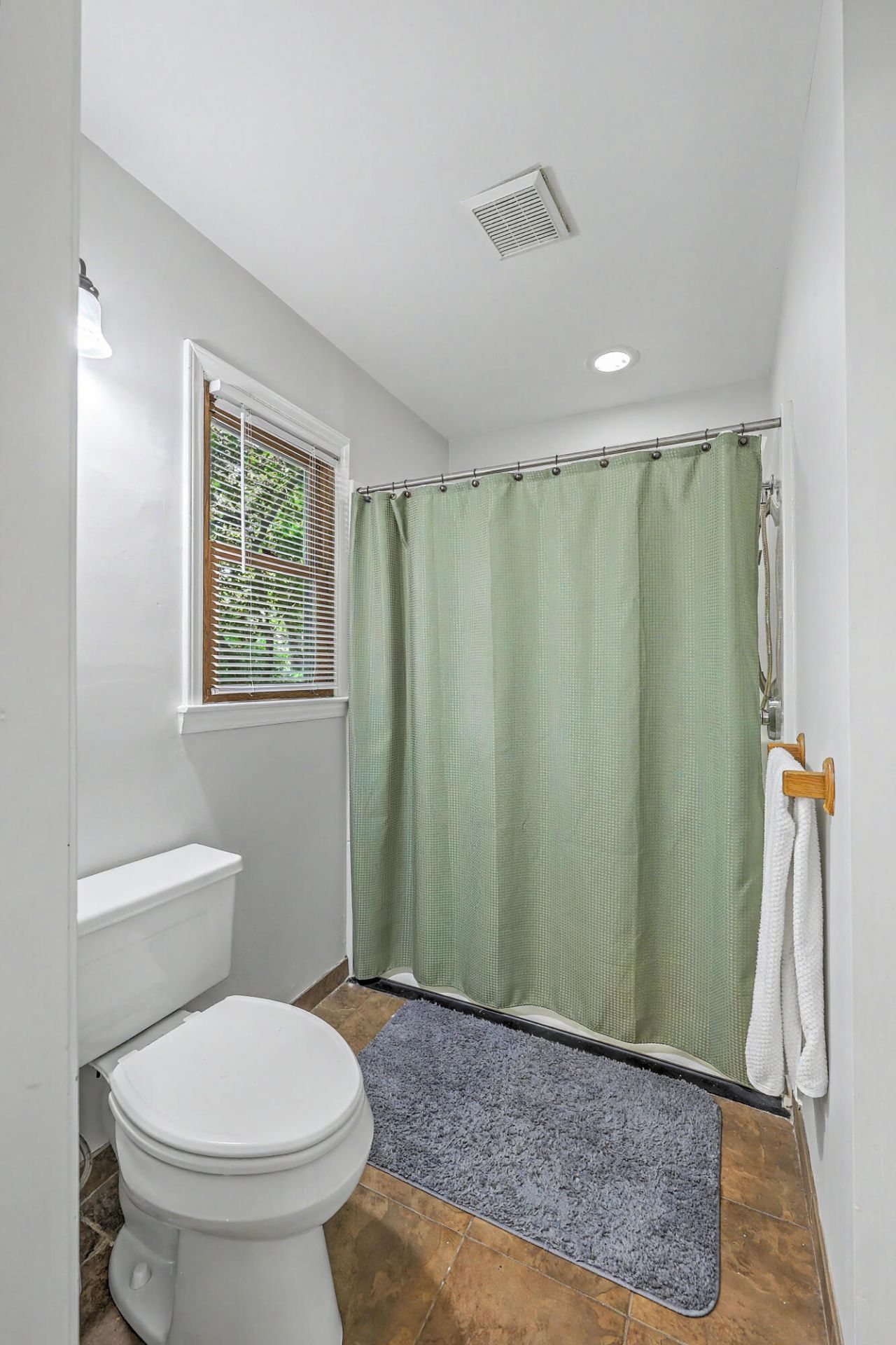 818 Law Lane Photo 27