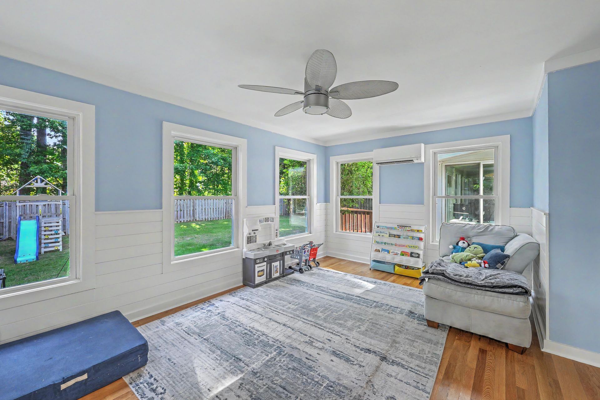 818 Law Lane Photo 34