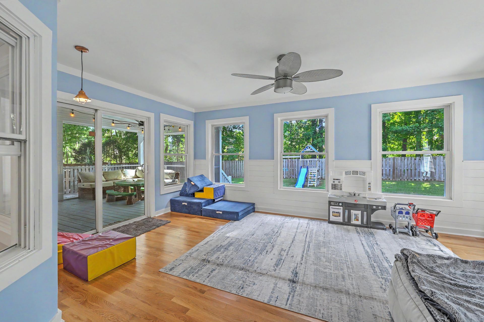 818 Law Lane Photo 35