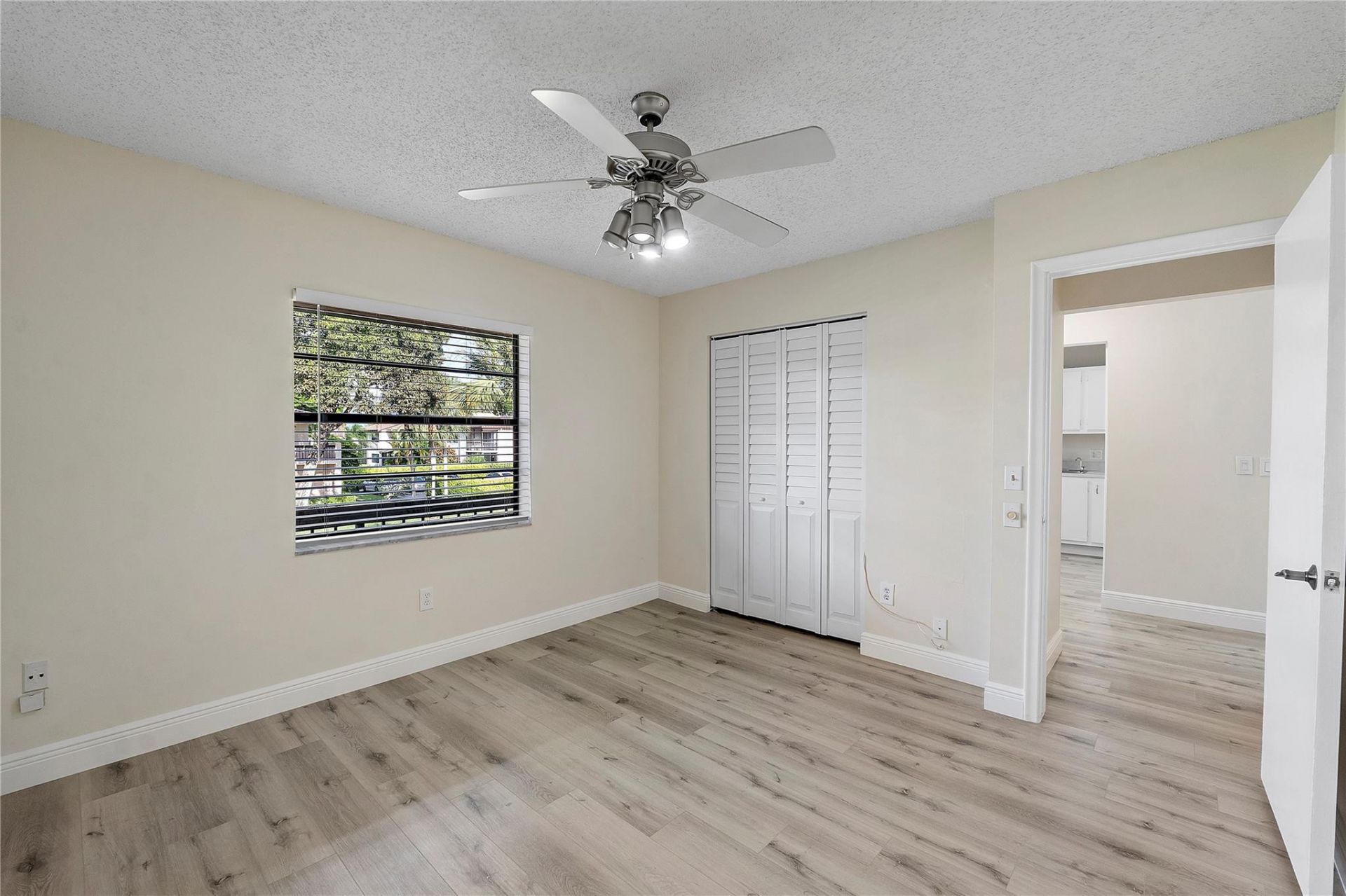 21542 Juego Circle, Unit 27h, Boca Raton, FL 33433 Photo