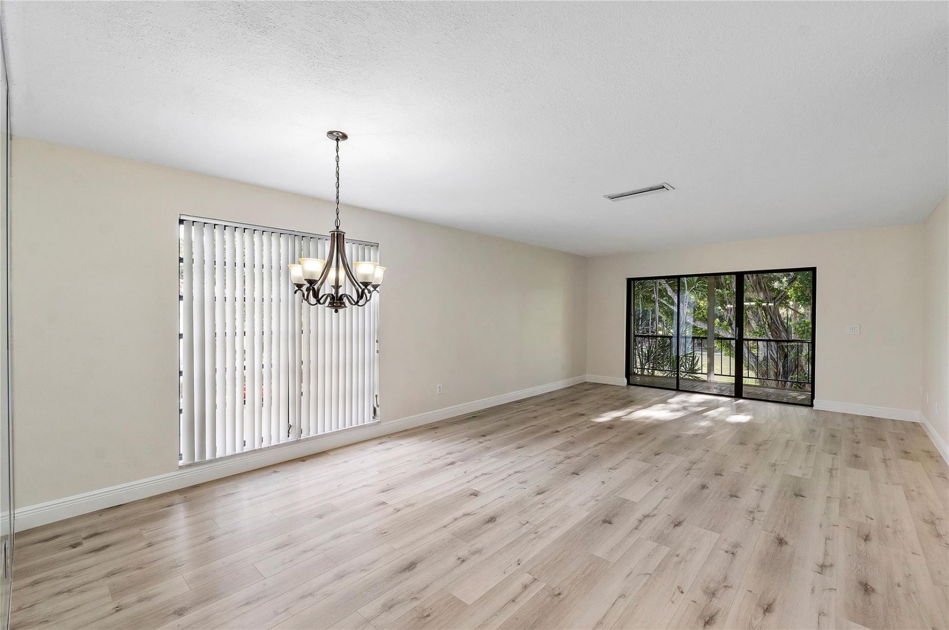 21542 Juego Circle, Unit 27h, Boca Raton, FL 33433 Photo