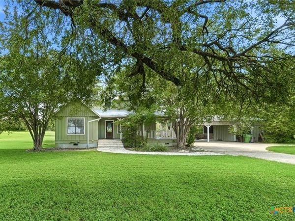 903 Summit Street , Round Rock, TX 78664